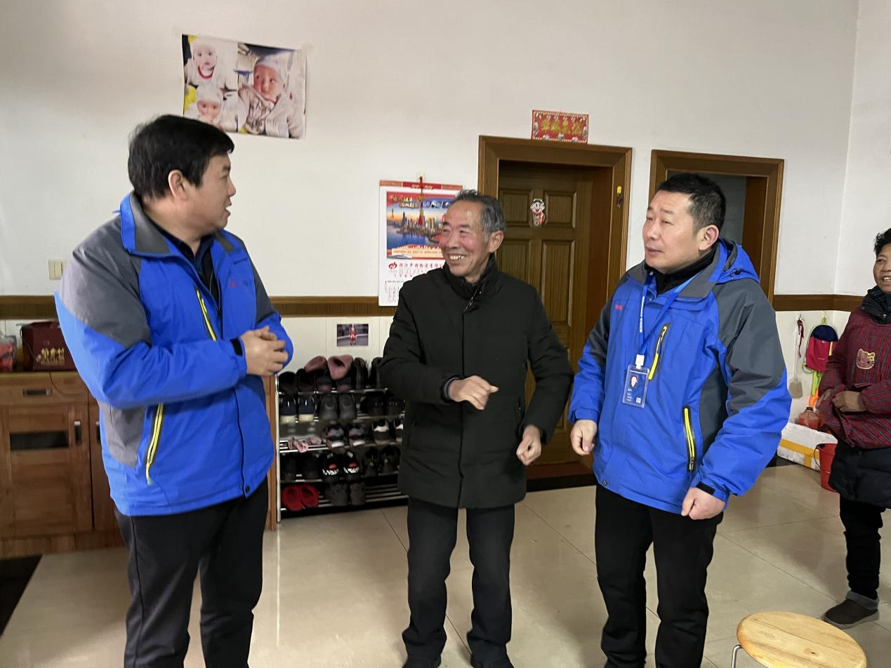 虎年新春，華緯工會(huì )開(kāi)展慰問(wèn)退休職工活動(dòng)(圖4)